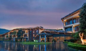  Holiday Inn Express Emei Mountain, an IHG Hotel  Лэшань